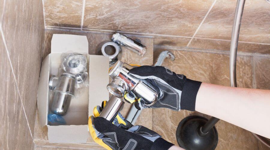 Professional residential roofers in Milton, KS